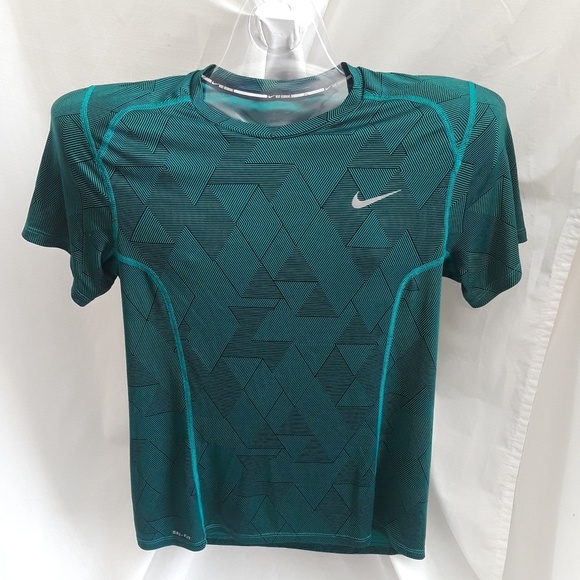 nike athlete t shirt green